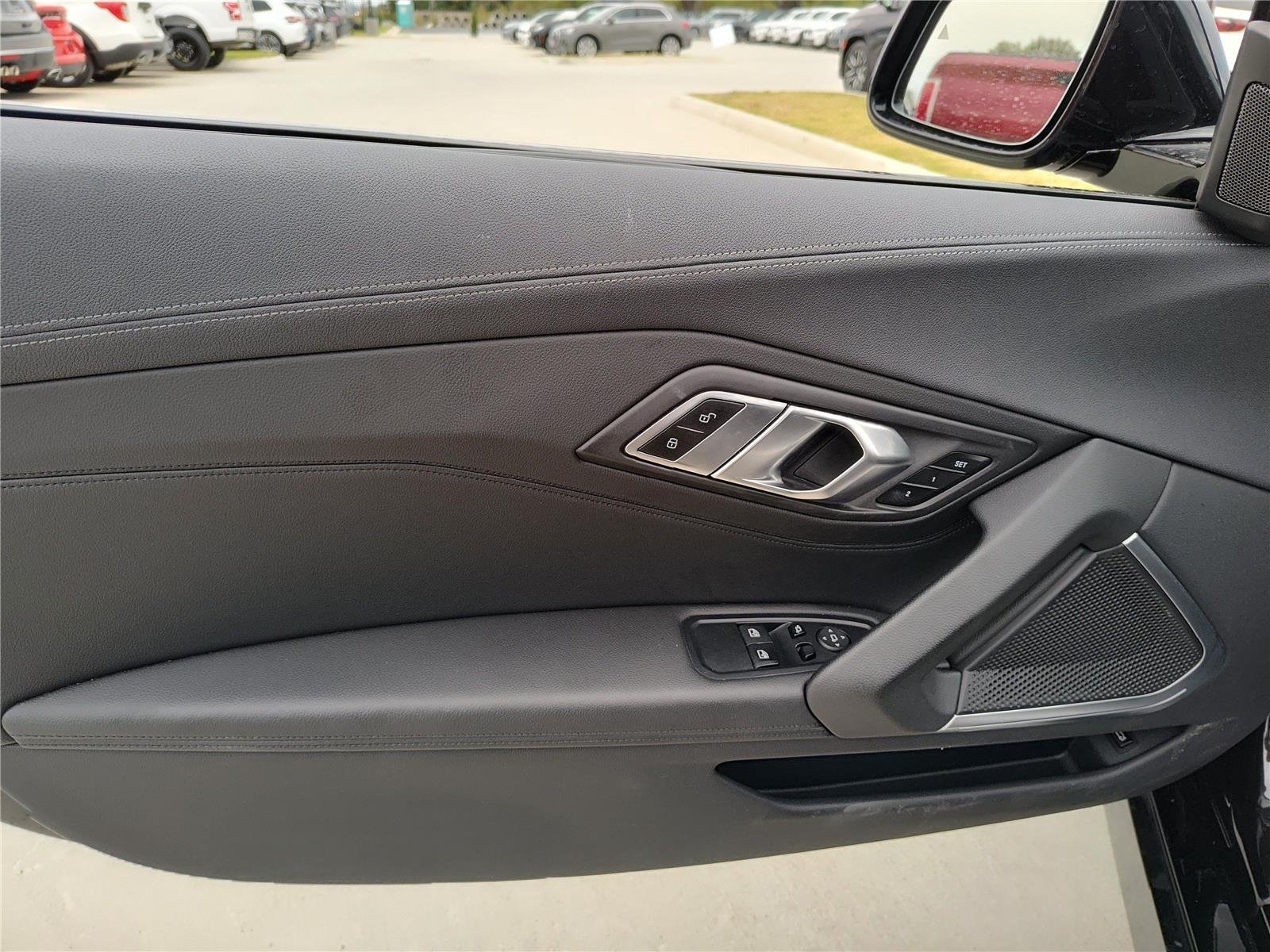 Used 2025 Black Sapphire Metallic BMW sDrive30i image 15