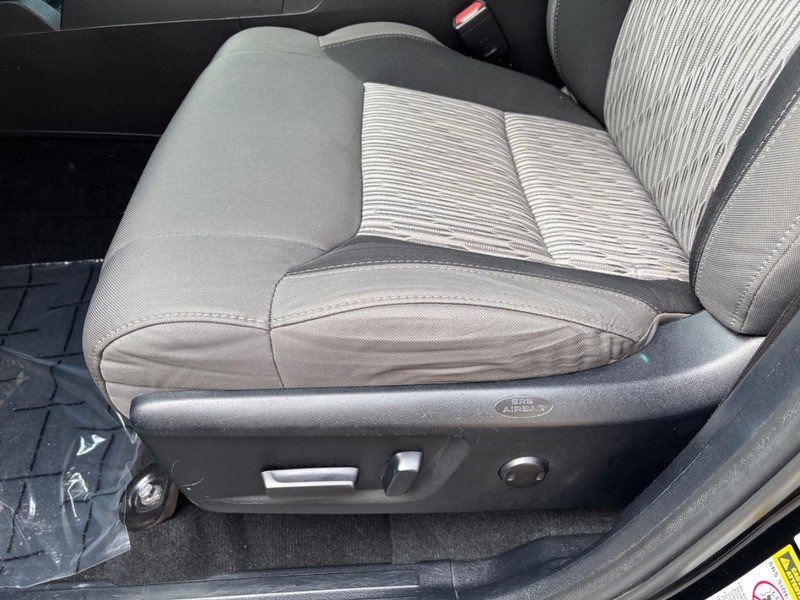 Used 2014 Black Toyota CrewMax 5.7L FFV V8 6-Spd AT SR5 (Natl) image 20