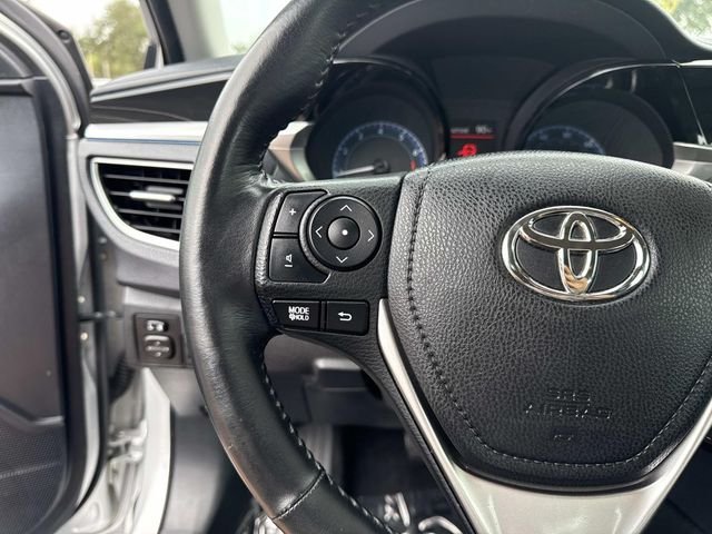 Used 2015 Classic Silver Metallic Toyota S Plus image 31