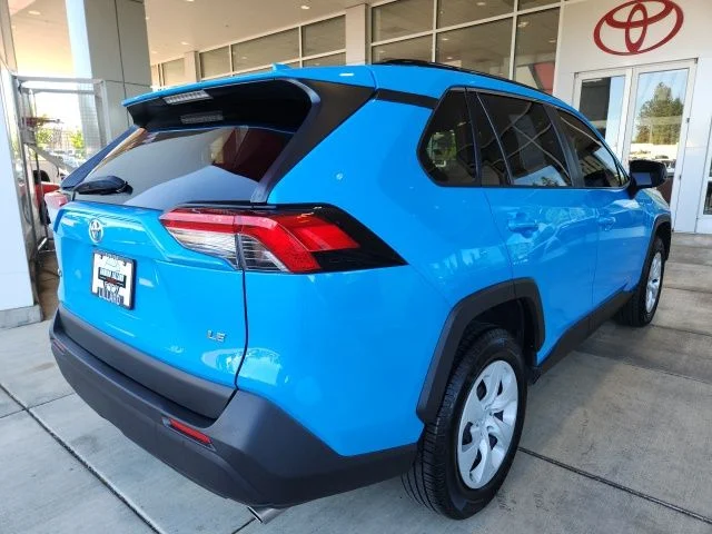 Certified Used 2020 Blue Toyota LE image 11