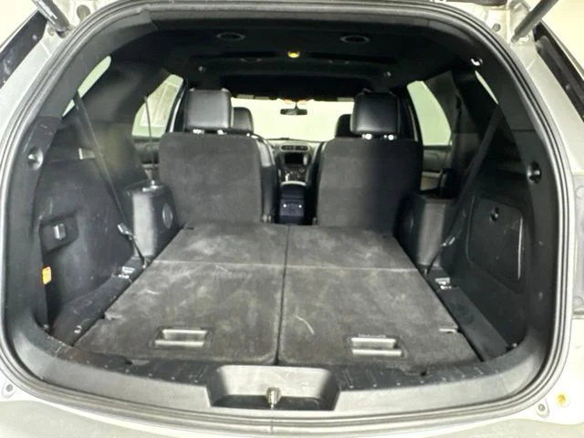 Used 2017 Ingot Silver Ford XLT image 20