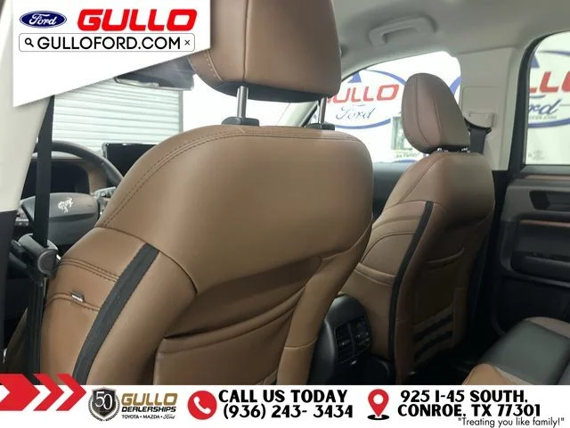 Used 2025 Gray Metallic Ford Outer Banks image 15