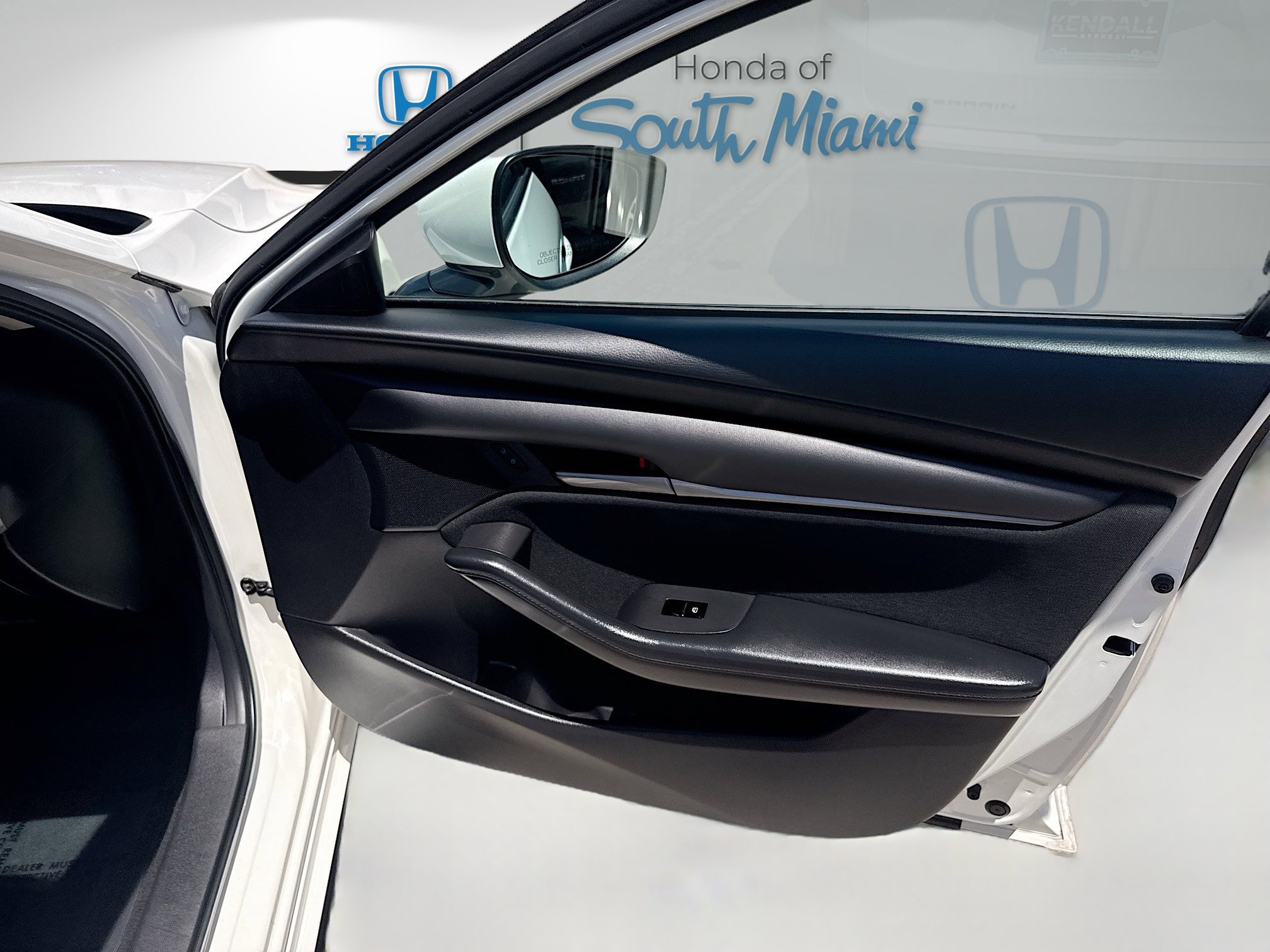 Used 2020 Snowflake White Pearl Mica Mazda  image 32