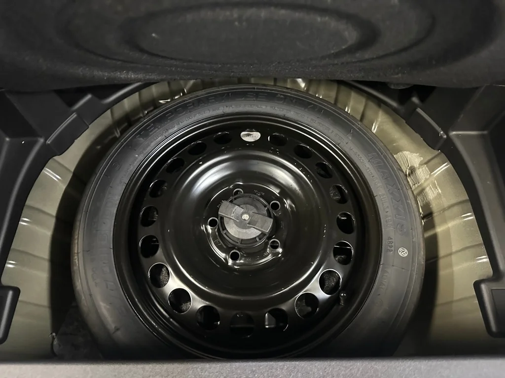 2023 GMC Terrain SLE - Photo 23