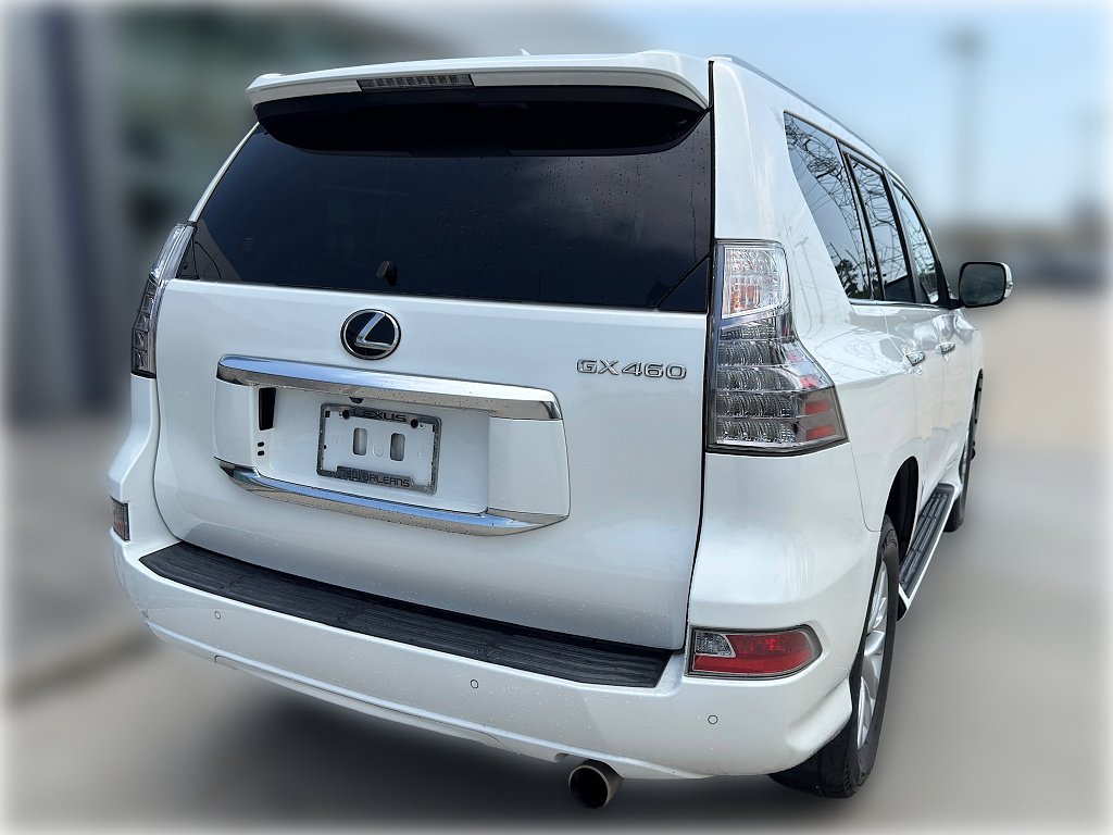 Used 2020 Starfire Pearl Lexus Base image 9