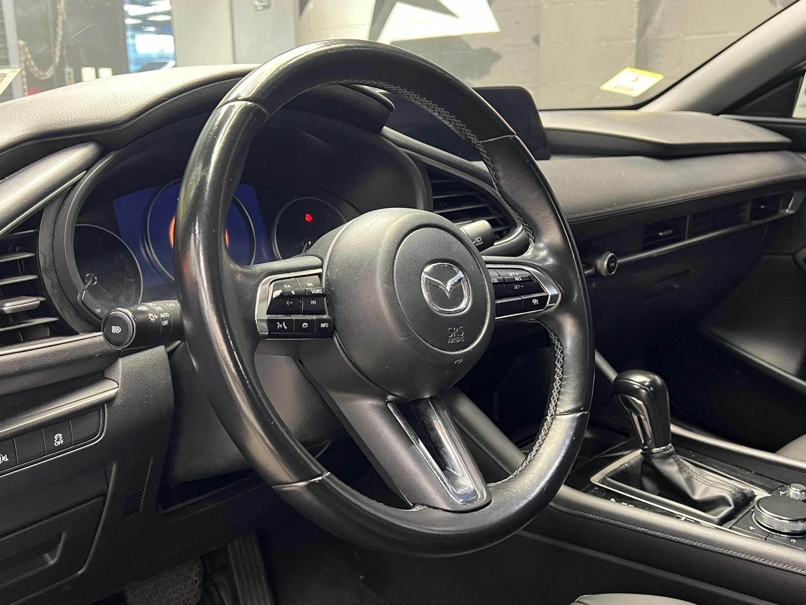 Used 2024 Jet Black Mica (41w) Mazda 2.5 S Select Sport image 10