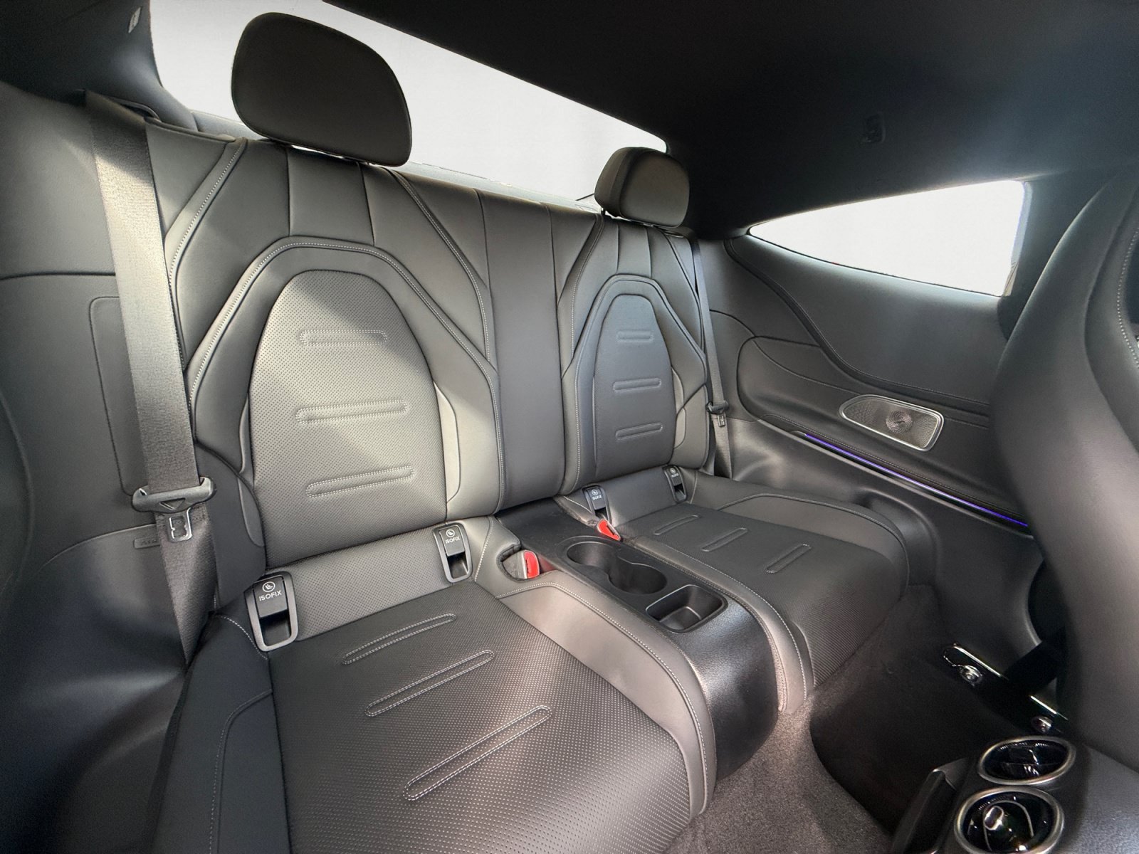 New 2026 MANUFAKTUR Starling Blue Magno Mercedes-Benz AMG® CLE 53 4MATIC+ Coupe image 18