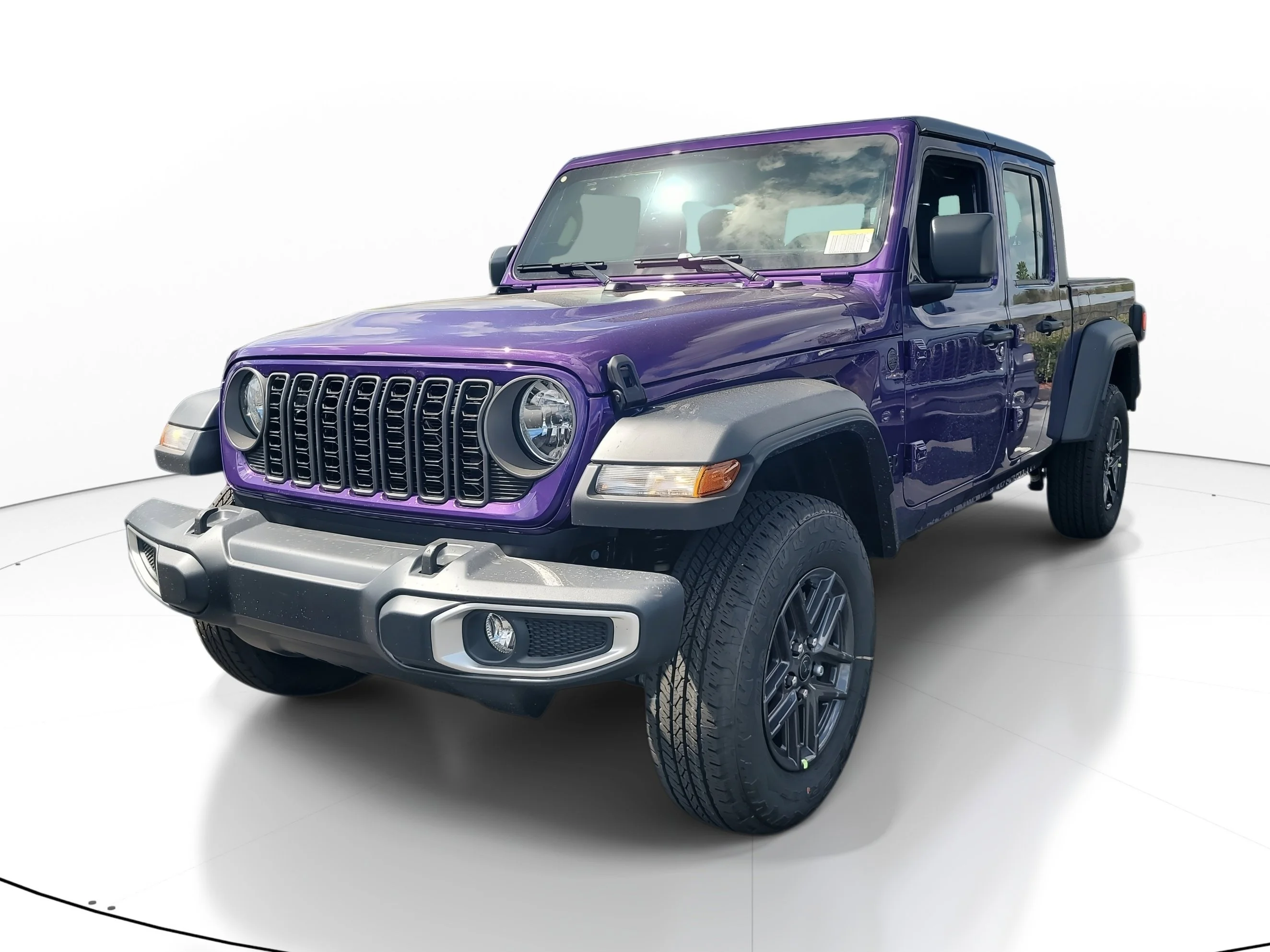 New 2026 Reign Jeep Sport image 4