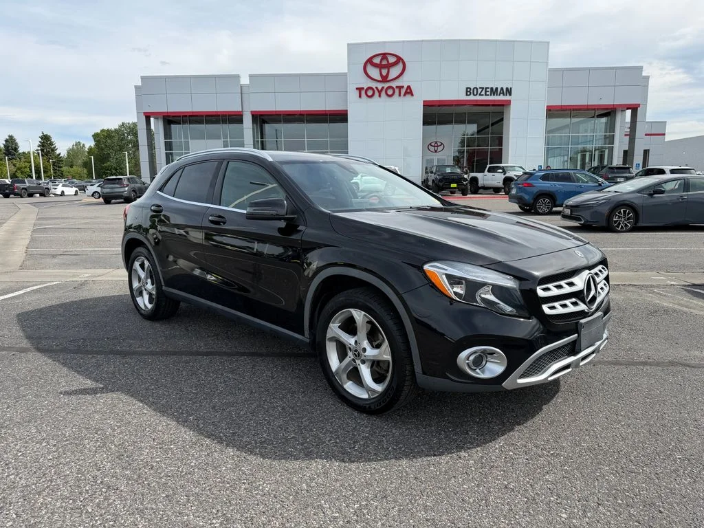2018 Mercedes-Benz GLA GLA250's photo