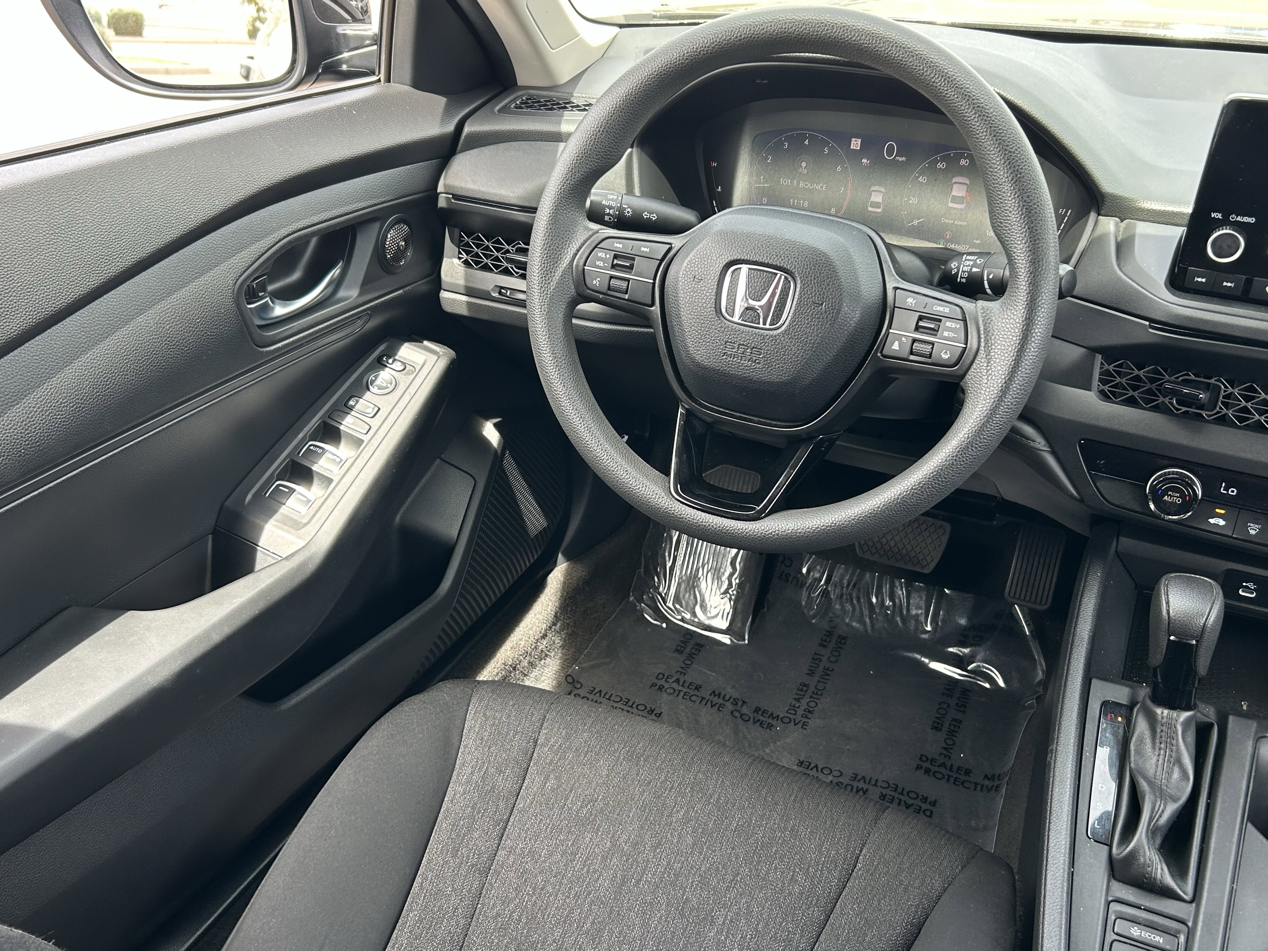 2023 Honda Accord LX - Photo 14