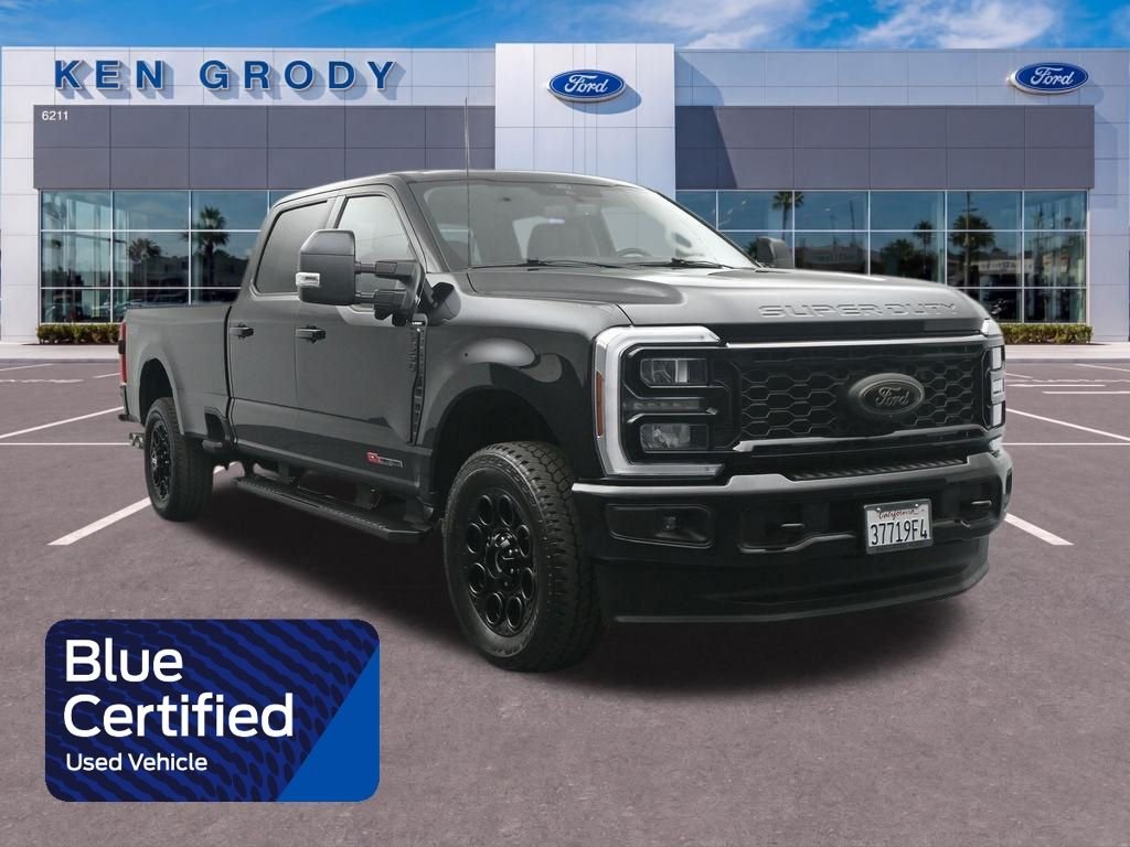 2025 Ford F-350 Lariat 4x4 Crew Cab 8' Box SRW's photo