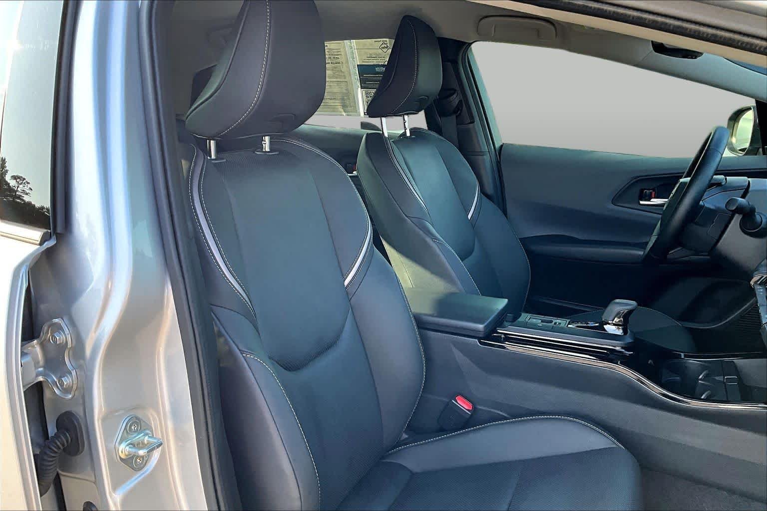 2024 Toyota Prius XLE - Photo 8