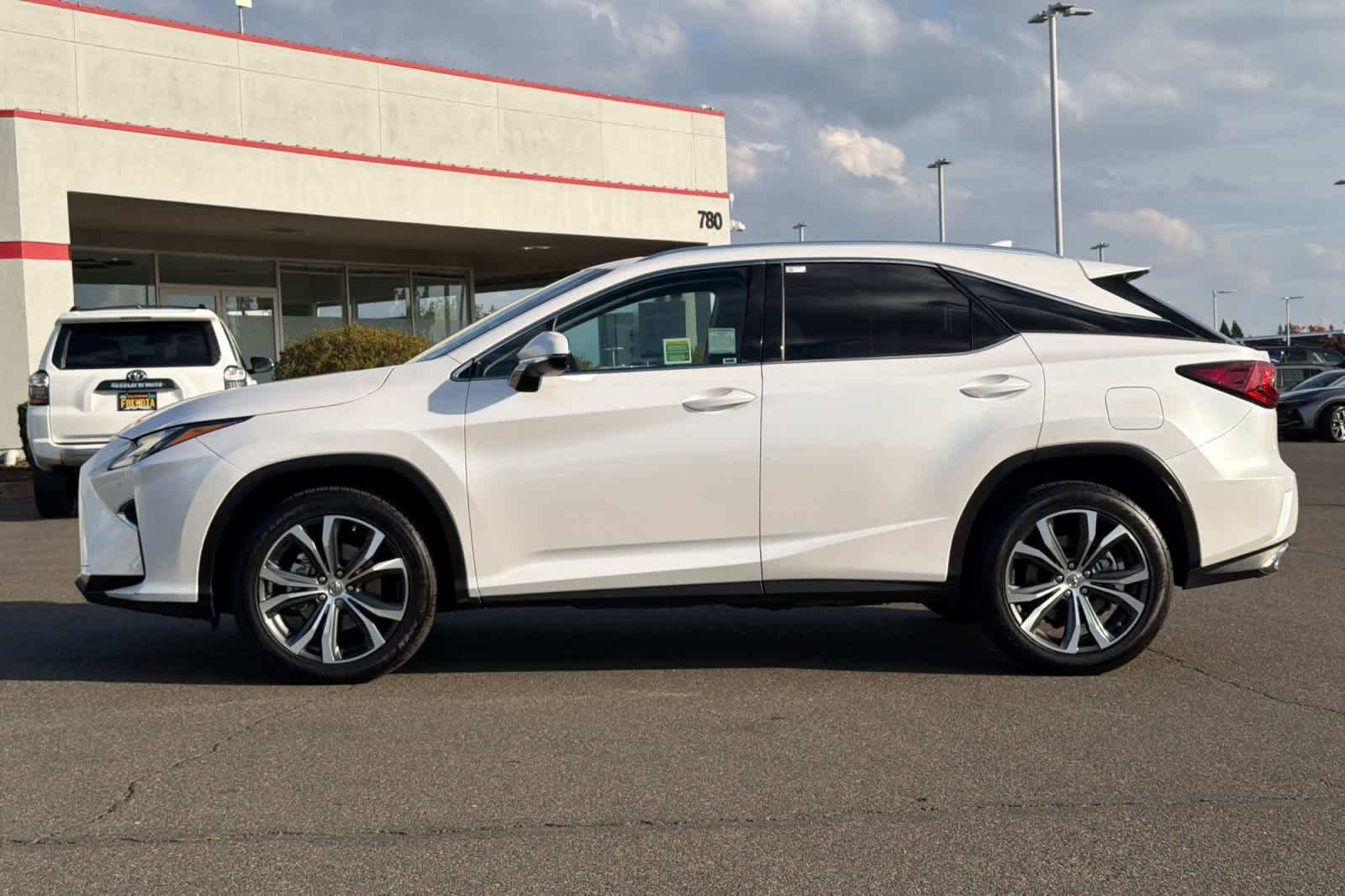 Used 2017 Eminent White Pearl Lexus  image 9