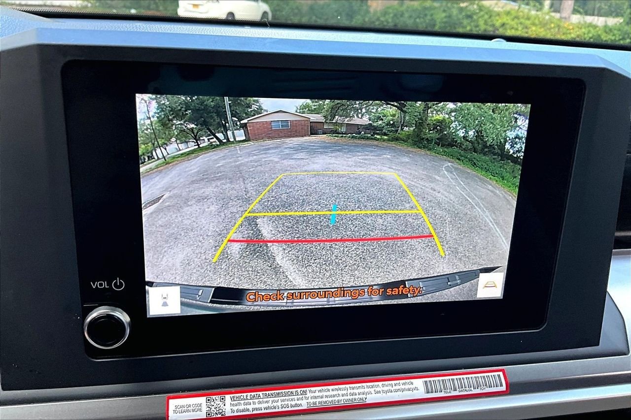 Used 2025  Toyota SR5 image 13