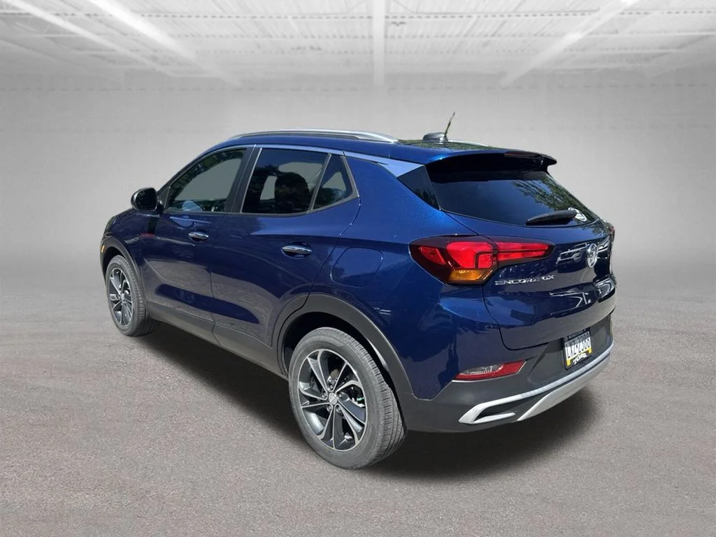 Used 2022 Blue Buick Select image 3