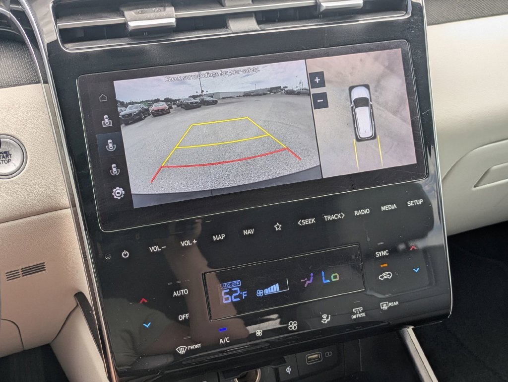 Used 2022 Black Hyundai Limited image 24