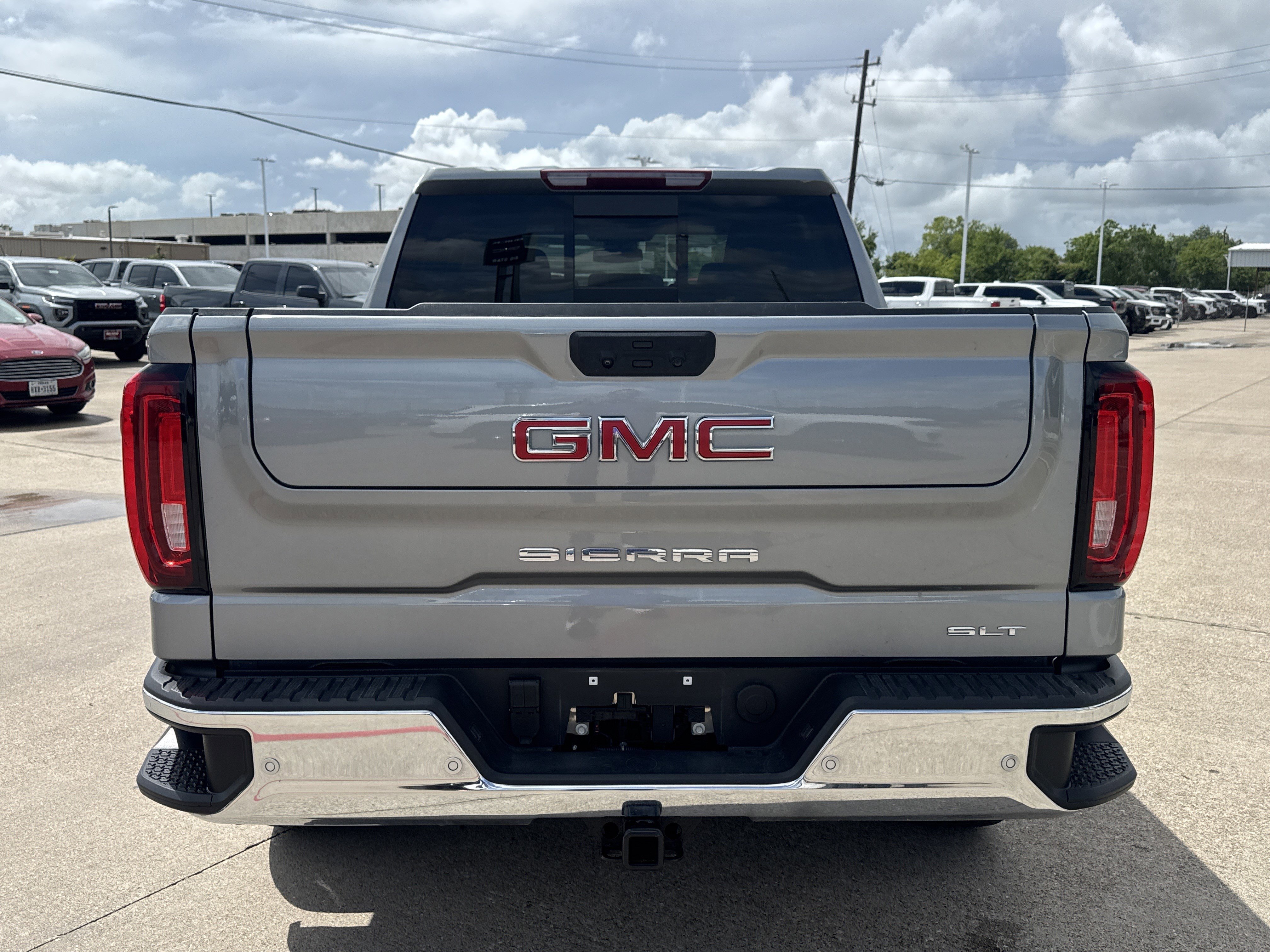 Used 2025 Sterling Metallic GMC SLT image 10