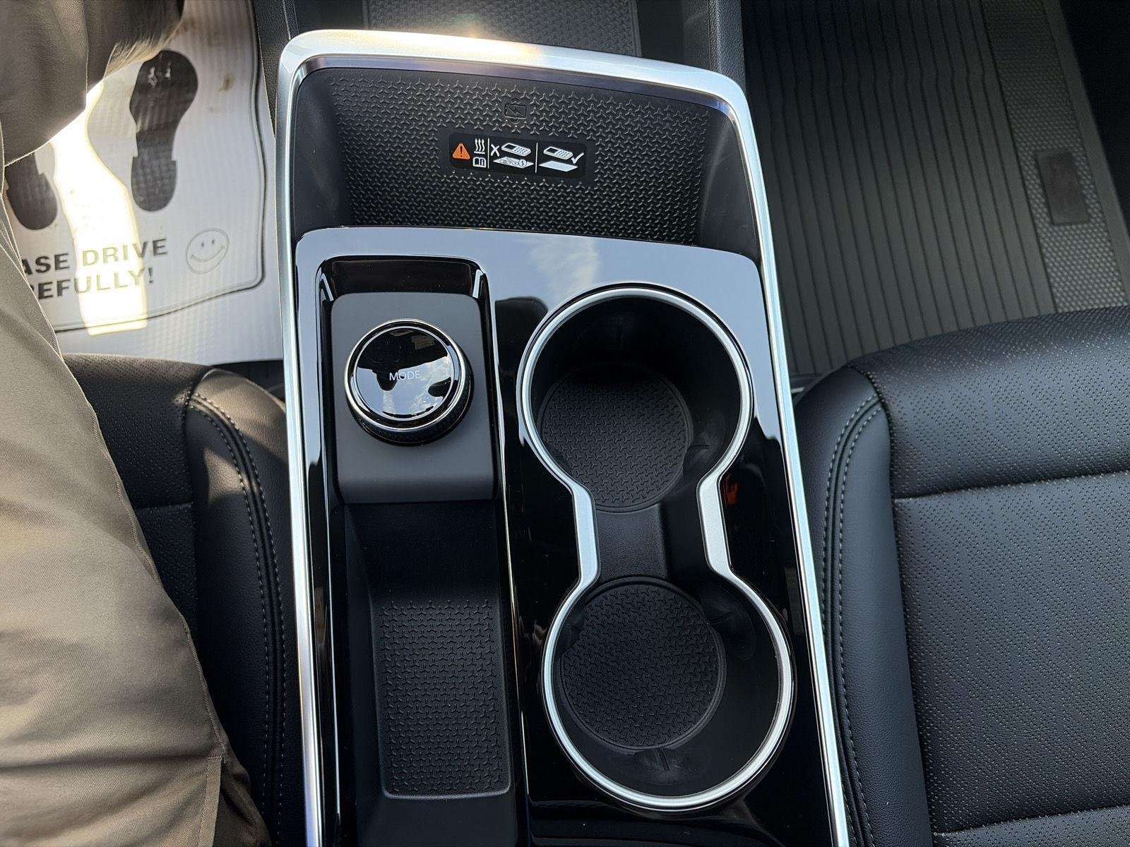 2027 Chevrolet Equinox LT - Photo 26