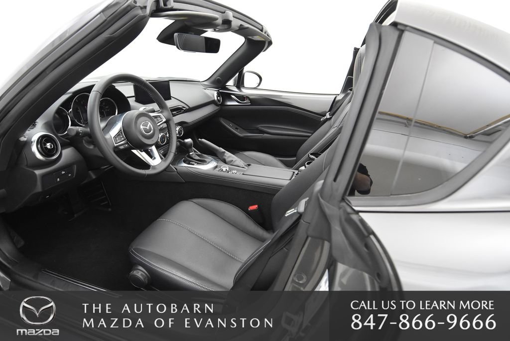 Certified Used 2025 Machine Gray Mazda Grand Touring image 24