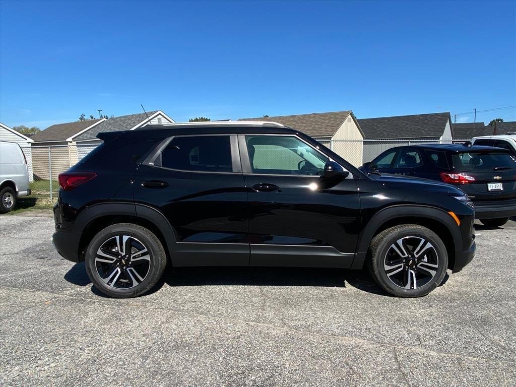 2026 Chevrolet Trailblazer LT - Photo 2