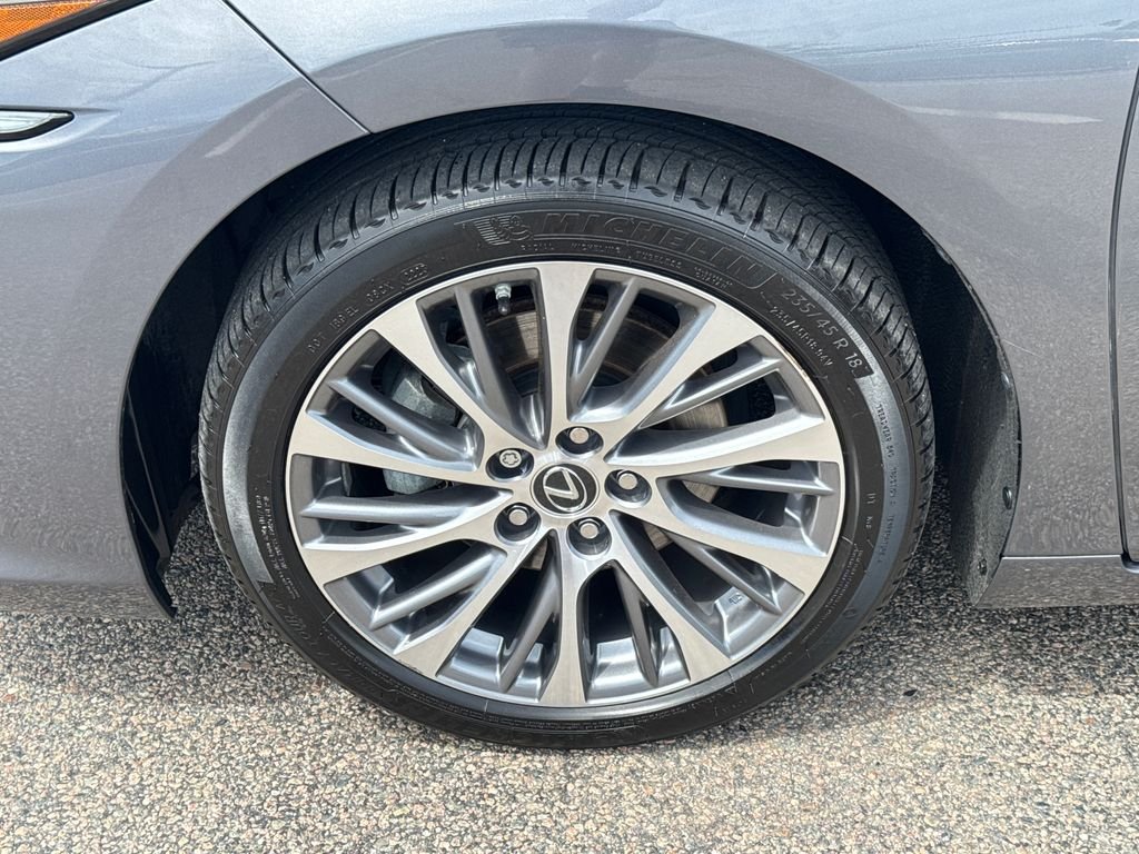 Used 2020 Gray Lexus 350 image 41