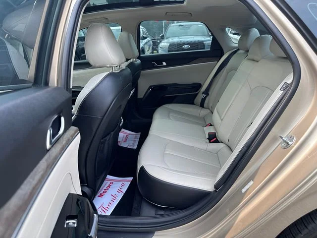 Used 2021 Beige Kia EX image 8