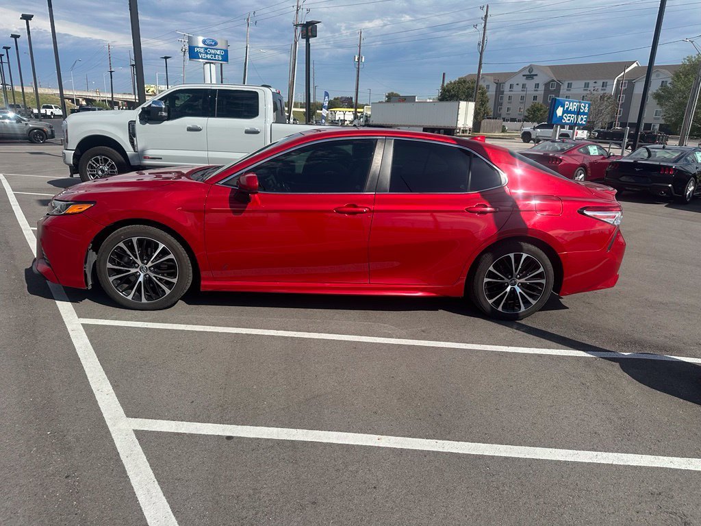 Used 2020 Red Toyota SE image 14