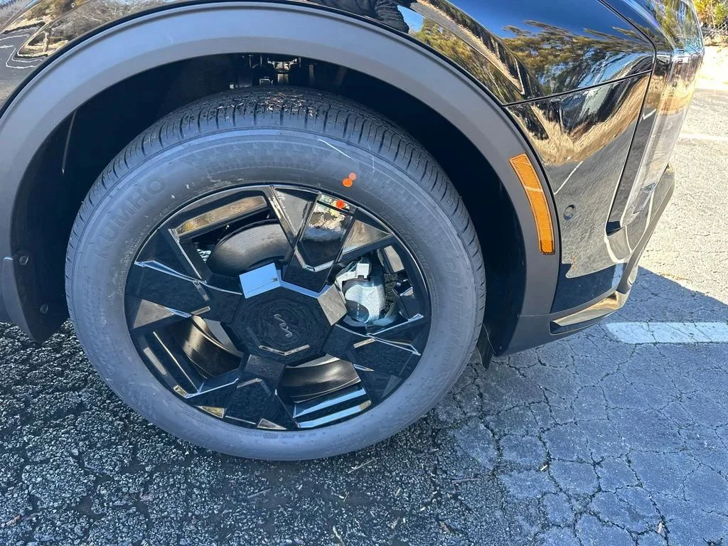 New 2026 Black Kia X-Line image 12