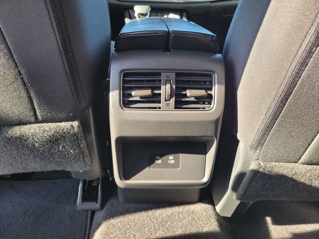 Used 2024 Gray Nissan SV image 17