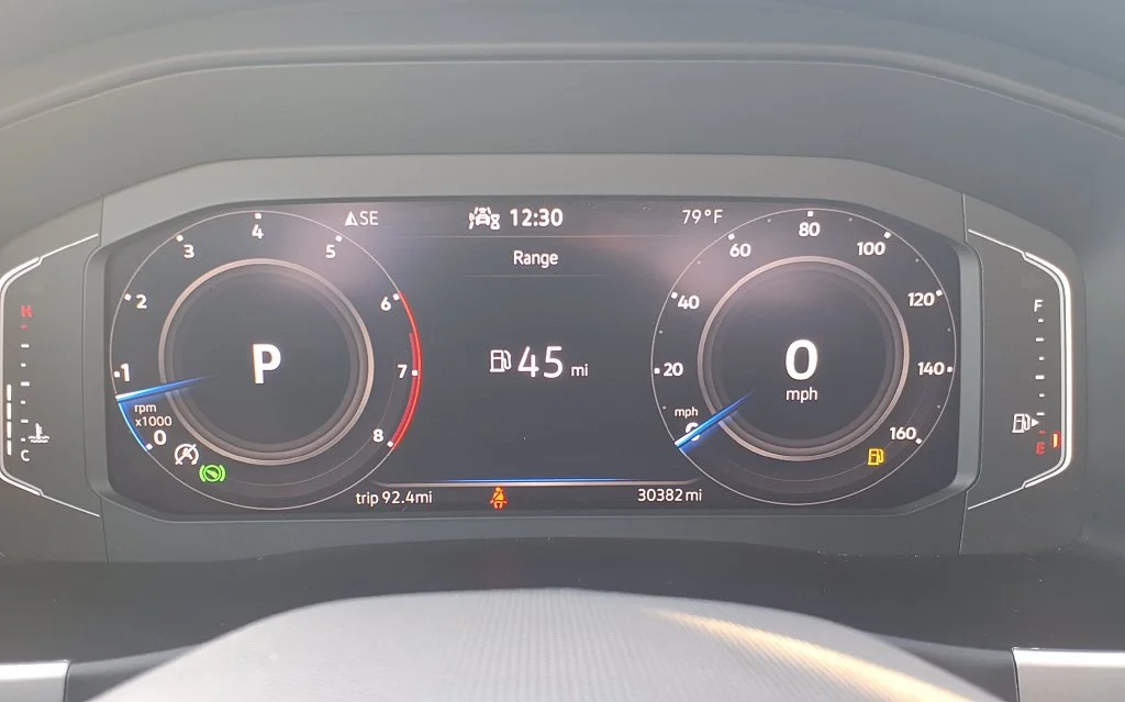 Used 2022  Volkswagen 3.6L V6 SE w/Technology image 31