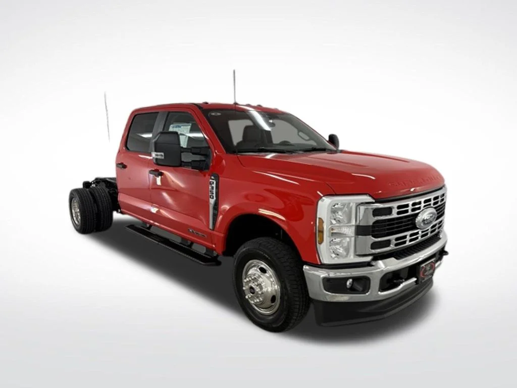 New 2026 Race Red Ford F-350® XL image 3