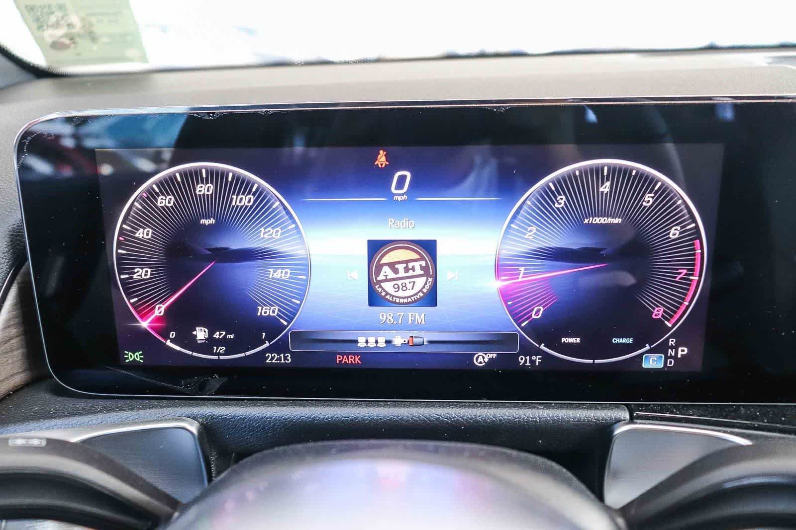 New 2026 Night Black Mercedes-Benz GLB 250 image 27