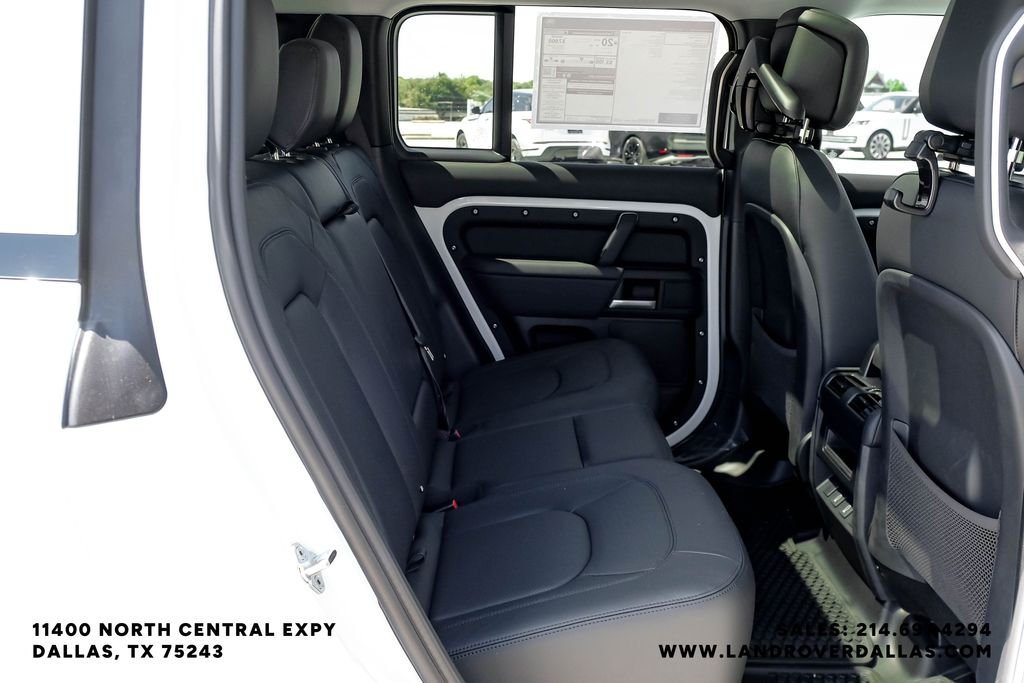 New 2026 Fuji White Land Rover S image 38