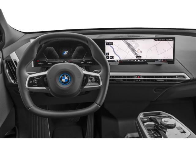 Used 2023 Mineral White Metallic BMW xDrive50 image 10