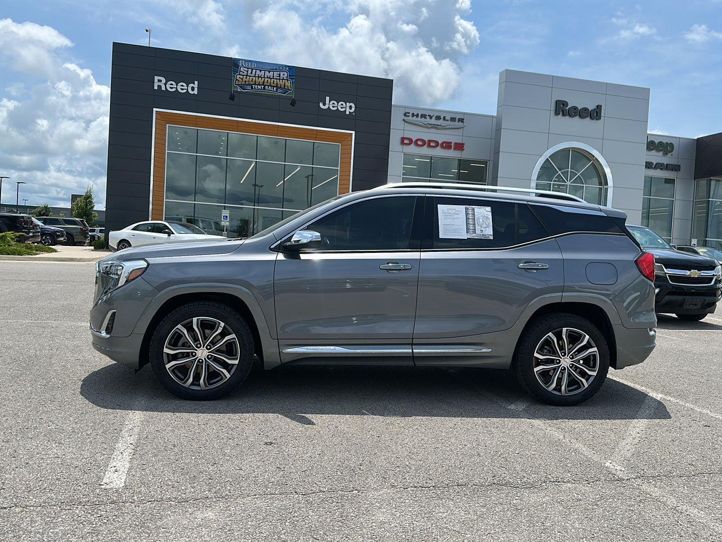 Used 2019 GMC Terrain Denali with VIN 3GKALXEX1KL119809 for sale in Kansas City