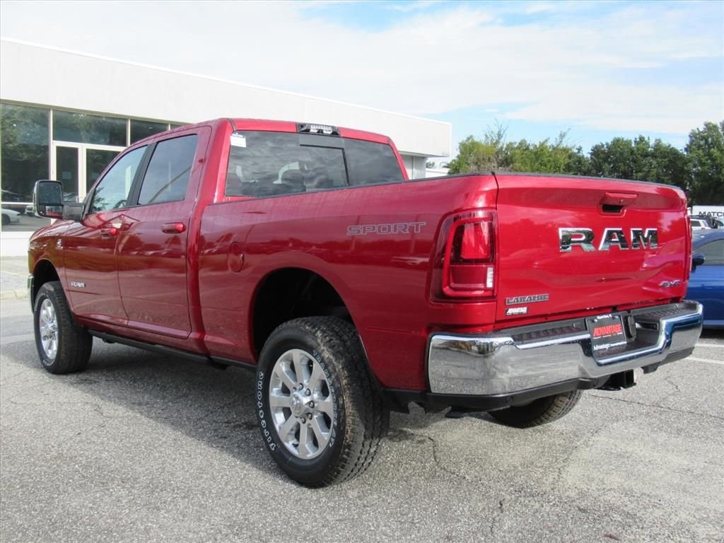 New 2026 Molten Red Pearl-Coat Exterior Paint RAM Laramie image 4