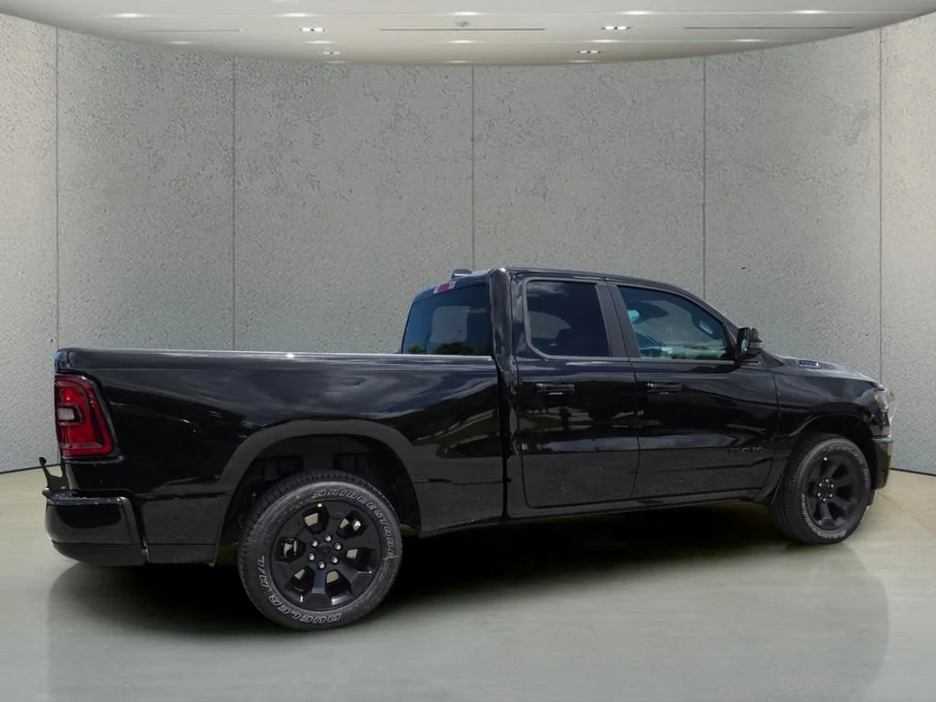 New 2026 Diamond Black Crystal Pearl-Coat Exterior Paint RAM Big Horn image 4