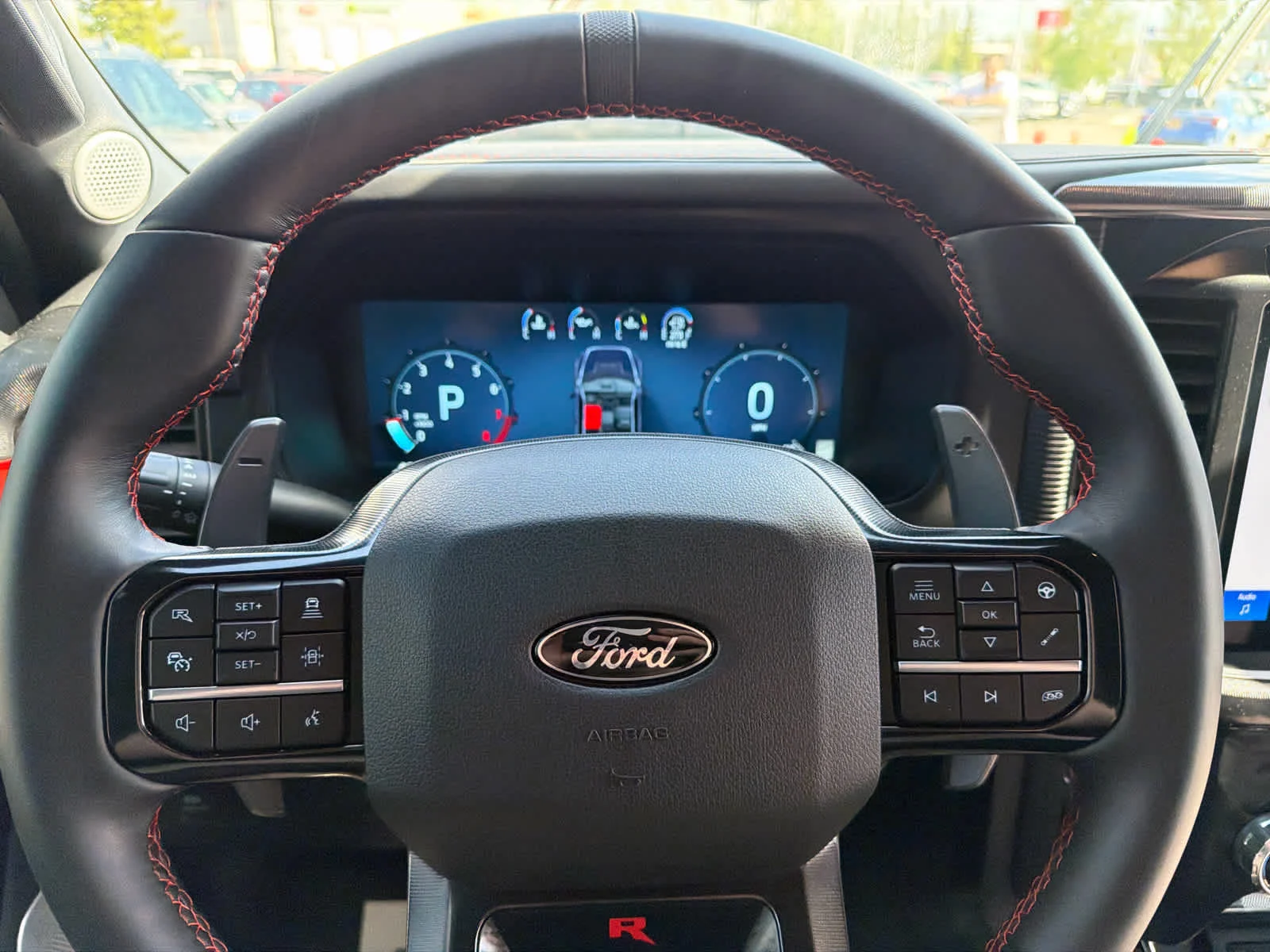 Used 2025 Wht/white Ford Raptor image 17