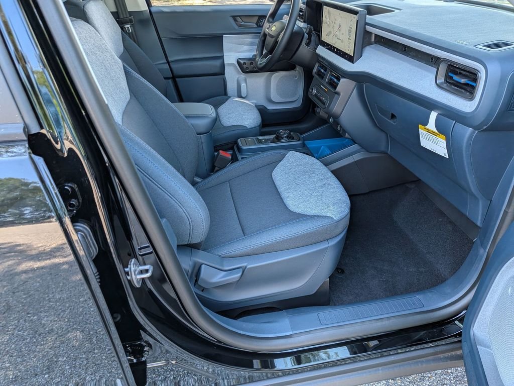 New 2026 Shadow Black Ford XLT image 28