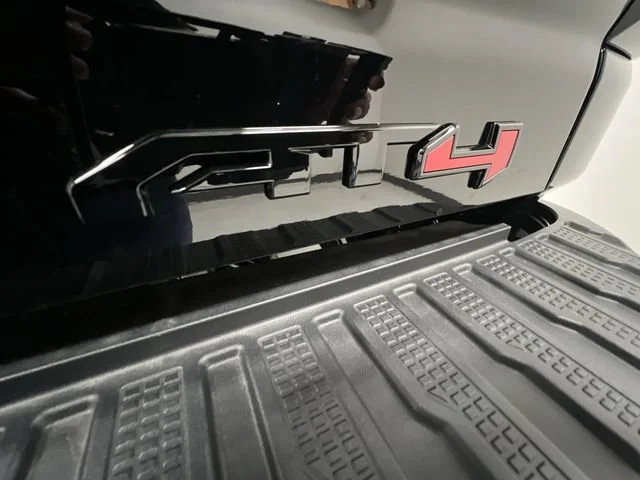 New 2026 Onyx Black GMC AT4 image 34