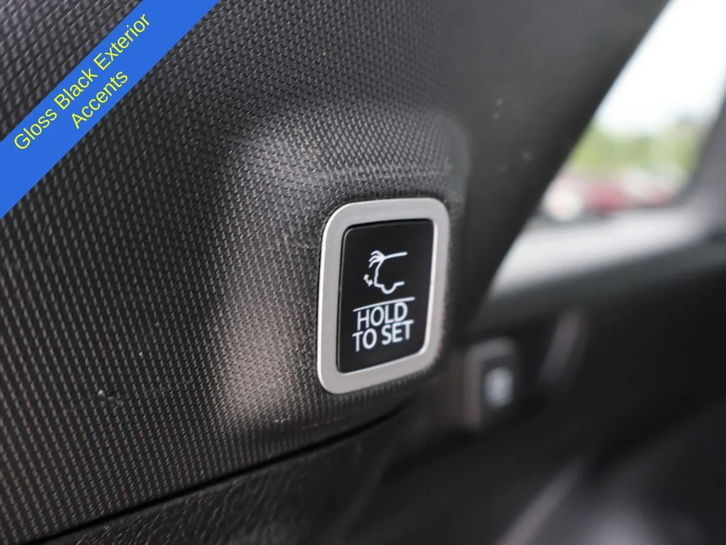 Used 2023 Gray Jeep Altitude X image 17