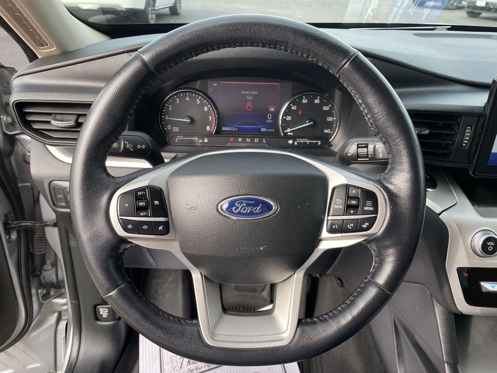 Used 2022 Iconic Silver Ford XLT image 14
