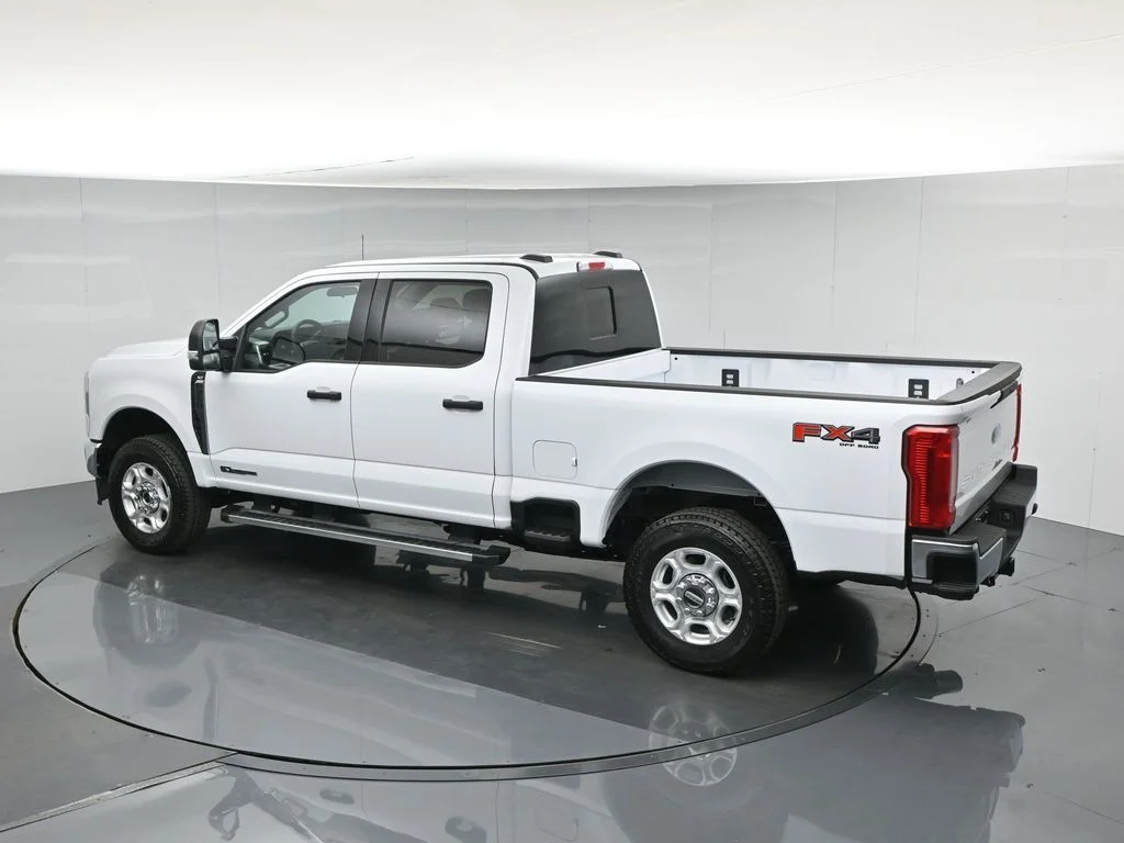 New 2026 White Ford XLT image 41