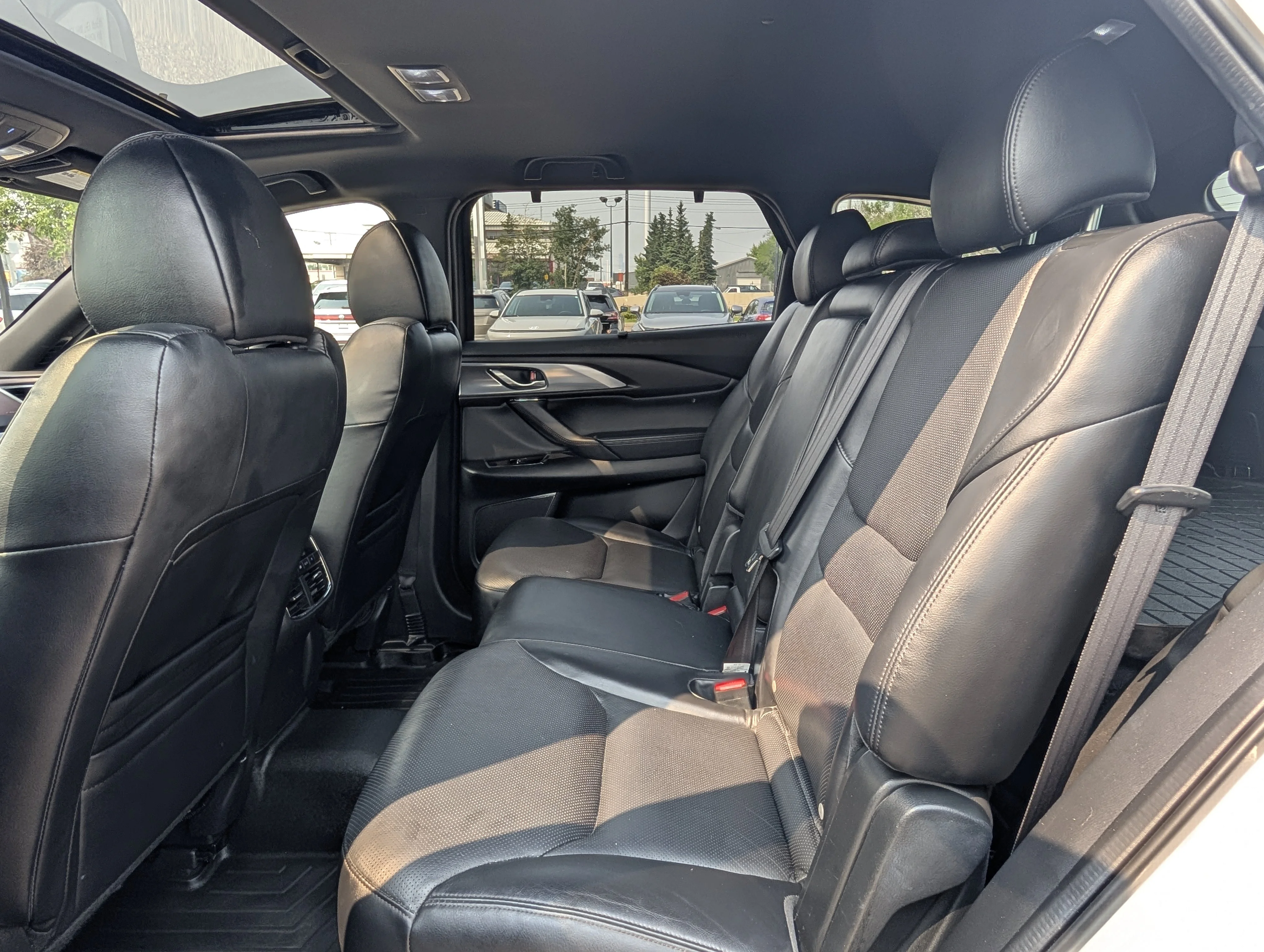 Used 2017 White Mazda GT image 20