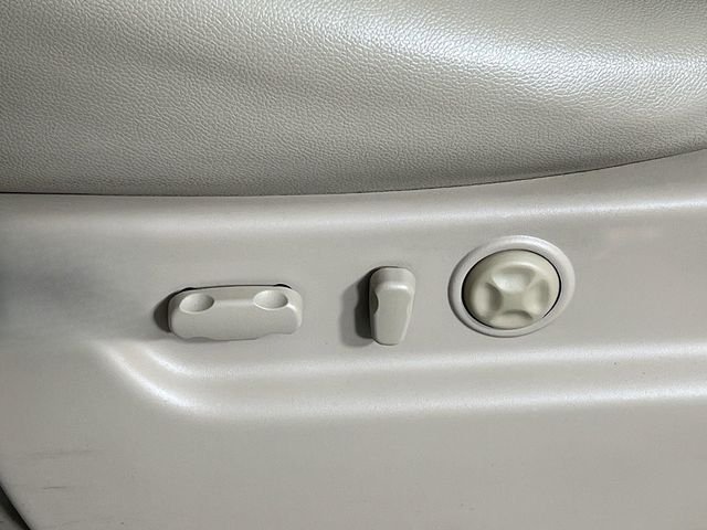2012 GMC Yukon SLT - Photo 11
