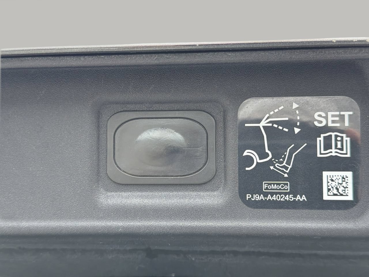 Certified Used 2023 Gray Metallic Ford Premium image 9
