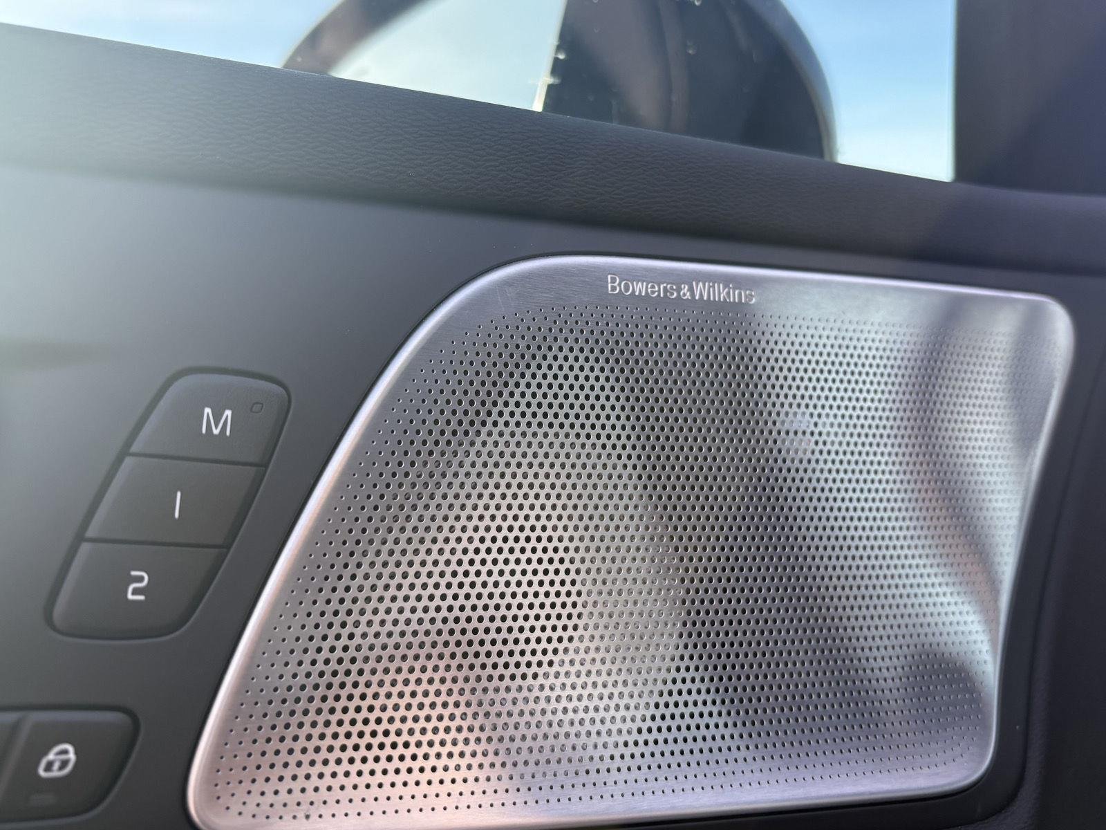Used 2025 Silver Dawn Metallic Volvo Polestar Engineered image 11