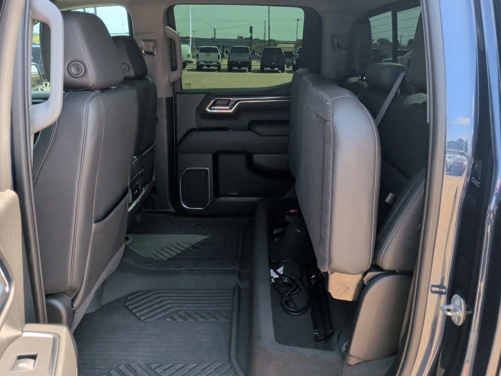Used 2022 Blue Chevrolet LTZ image 41