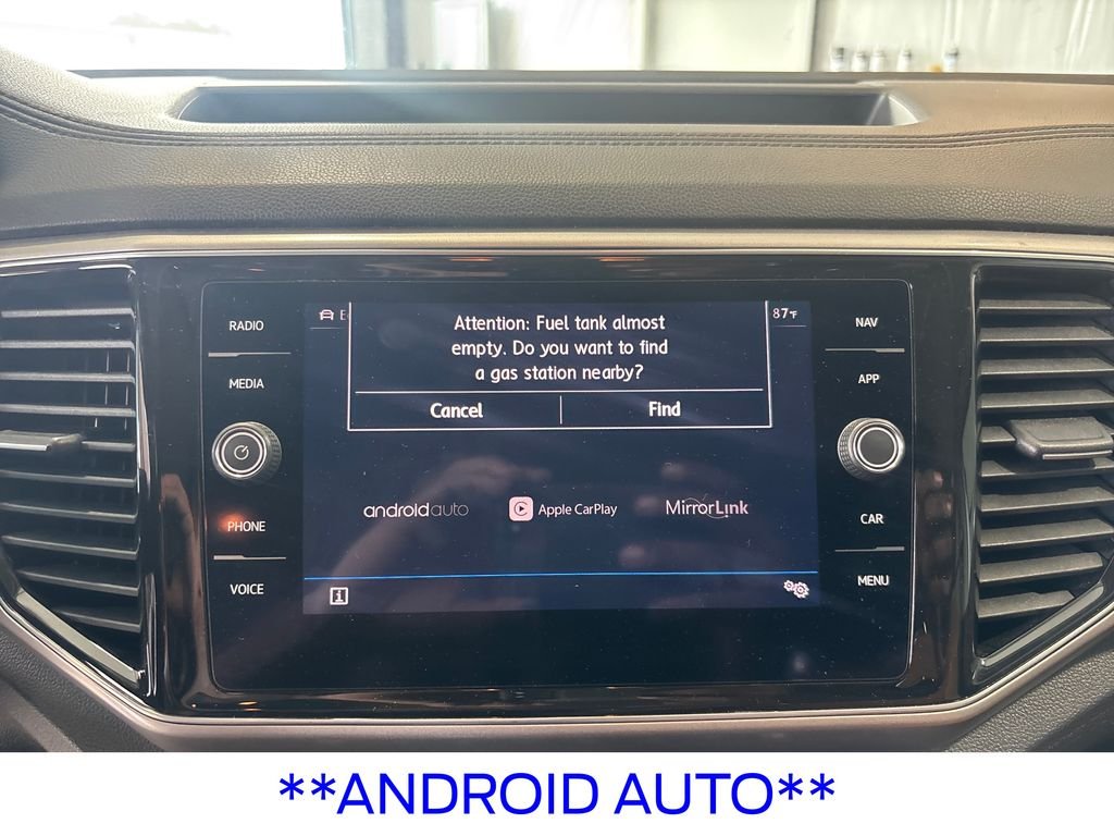 Certified Used 2019 Pure White Volkswagen SEL Premium image 13