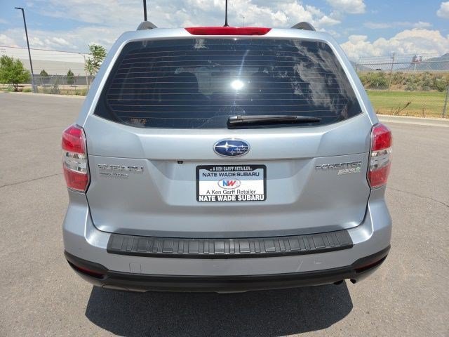 Used 2015 Ice Silver Metallic Subaru 2.5i image 4
